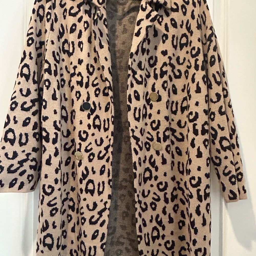 Kasper Animal Print Coat in Black and Tan